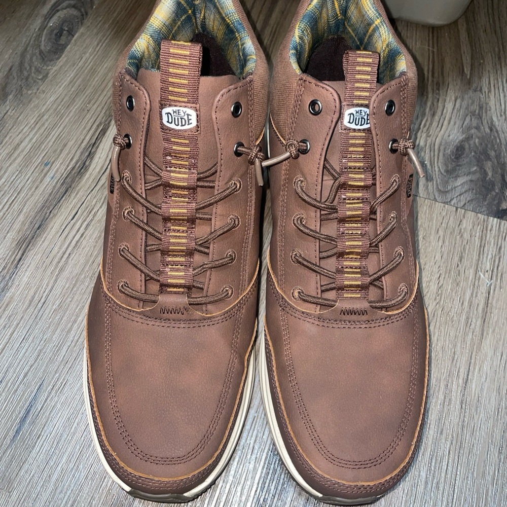 HEYDUDE Men's Tahoe Classic Boots. Size 13, Brown